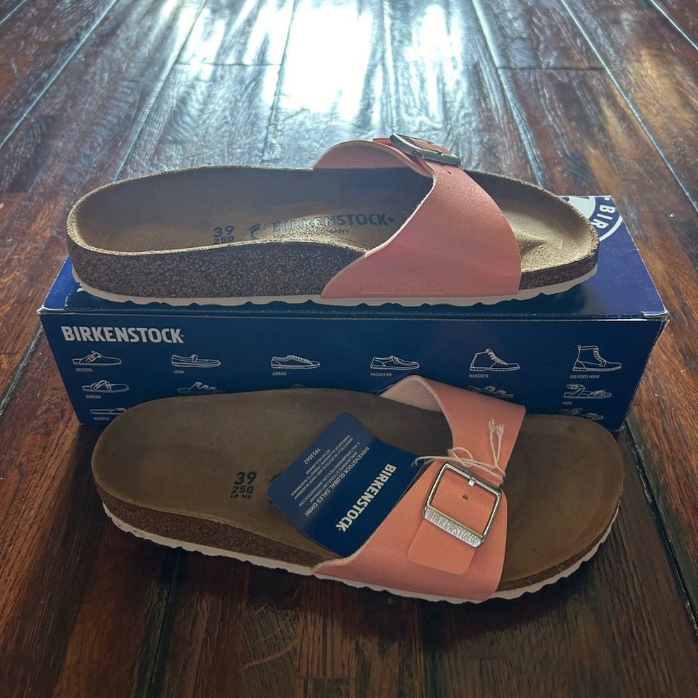 ❗️Brand New Birkenstocks❗️ - Picture 2 of 5